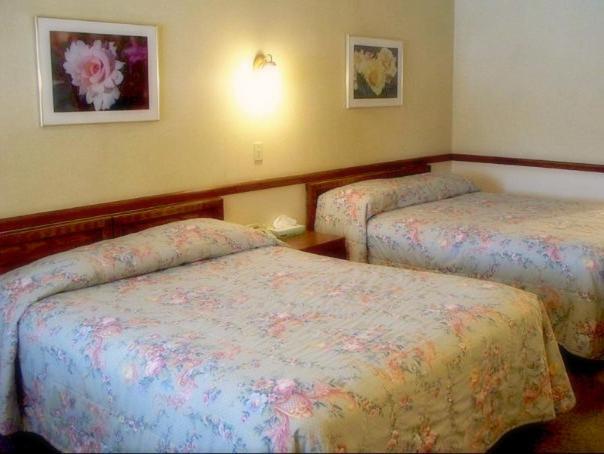 Roscoe Motor Inn Coshocton Oda fotoğraf